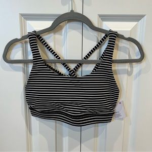 Lululemon NWT Energy Bra, size 6 black and white stripe